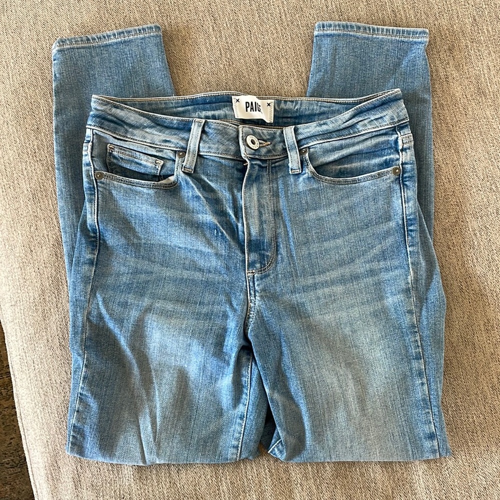 Paige Hoxton Crop